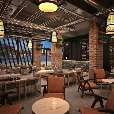 فندق Afflon Loft City 4*